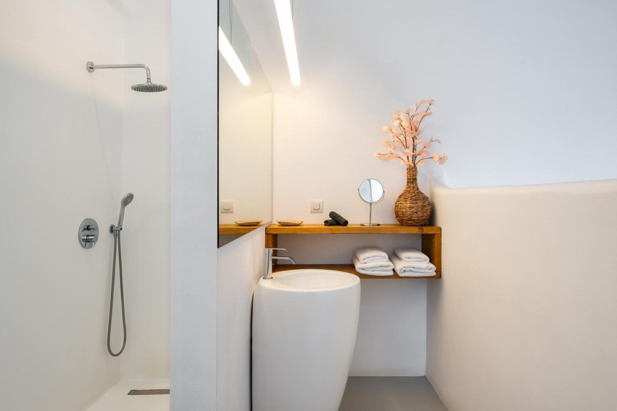 Alunia Incognito Suites - Adults Only Pýrgos Екстериор снимка